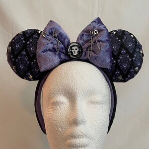 Official Disneyland Park Madame Leota Minnie Ears